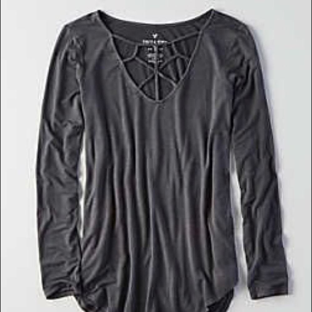 american eagle long sleeve shirt never worn before